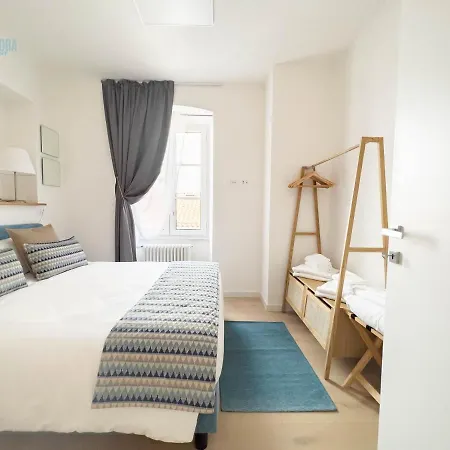 Corridoni 2e Tirabora Short Rent *