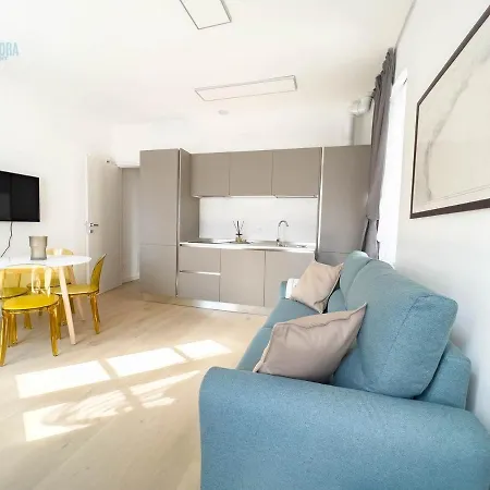 Corridoni 2e Tirabora Short Rent Apartamento