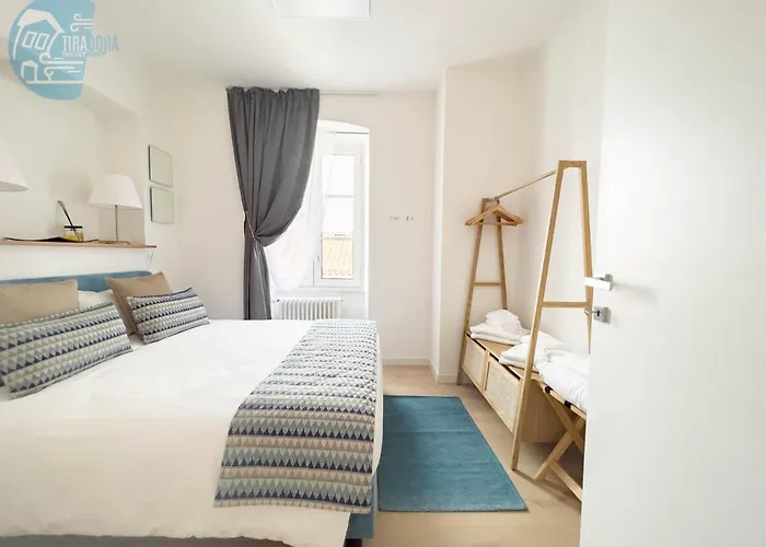 Corridoni 2e Tirabora Short Rent *